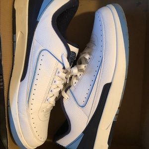 Jordan 2s low